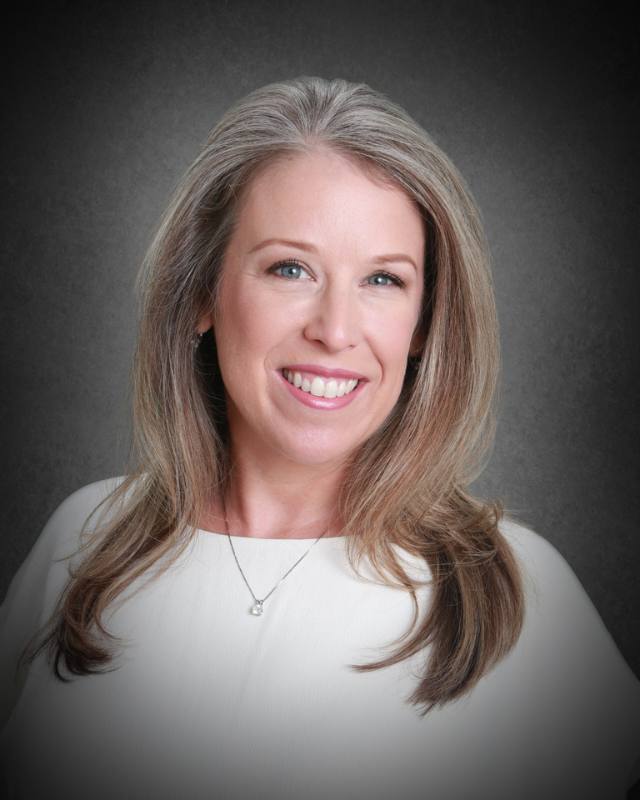Photo of Jamie DuBray, Vice President, Investor Relations and Financial Planning & Analysis, Rivel