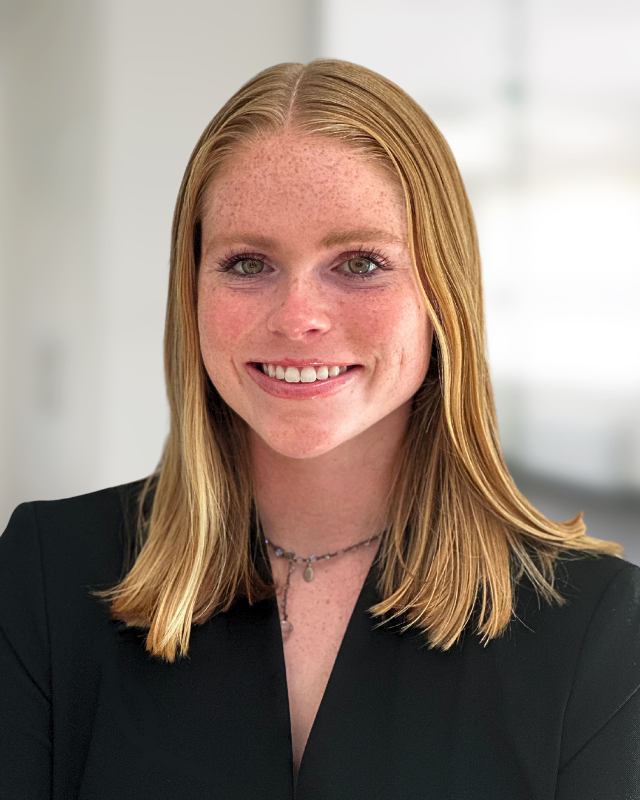 Photo of Alison McCarey, Analyst, Governance and Sustainability, Rivel